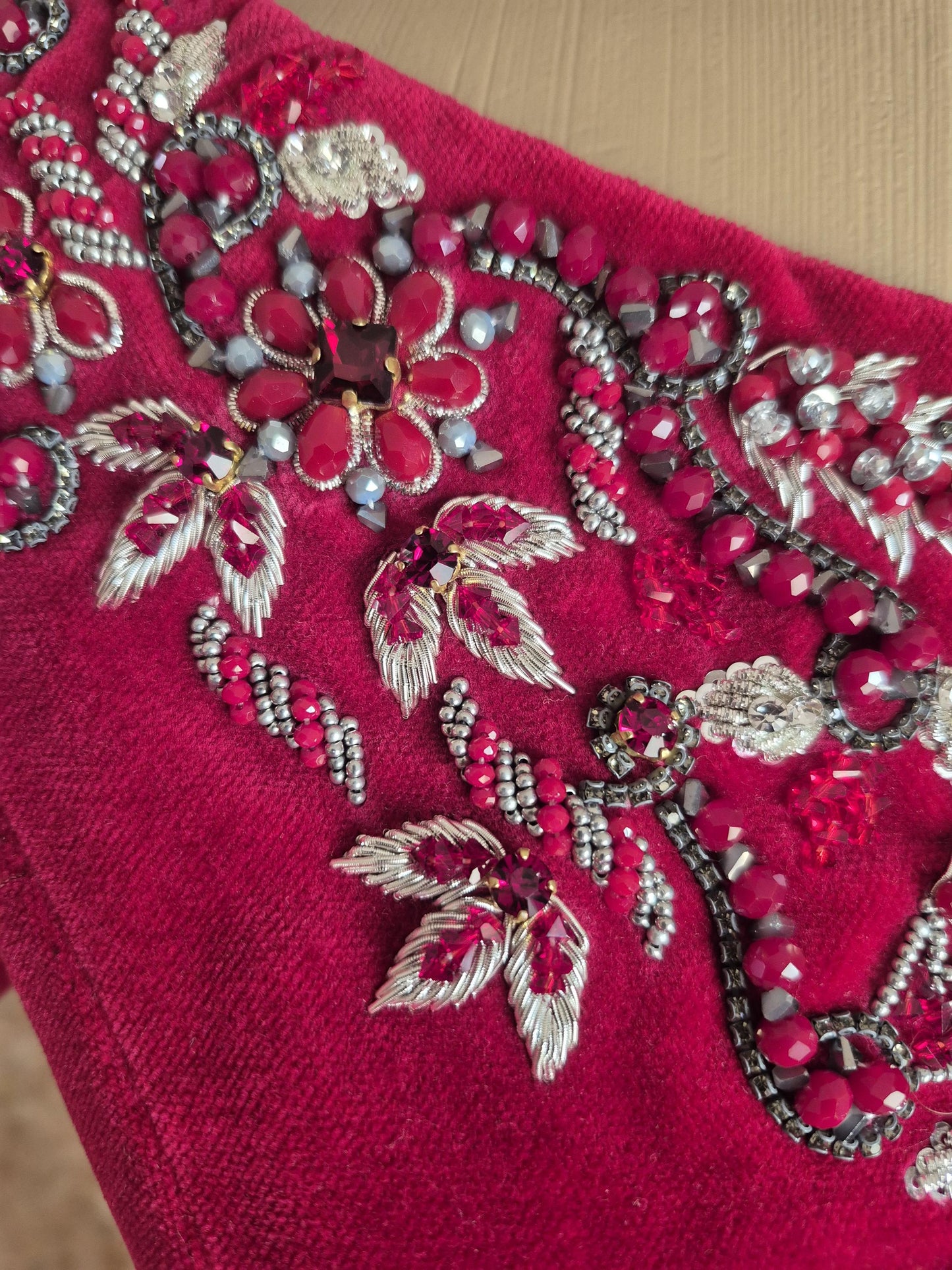 Caftan Algérien Moderne Élégant en Velours Satin, Strass Brodés Main